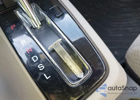 2013 Honda Civic Hybrid из США, поврежденный, VIN 19XFB4F20DE004132